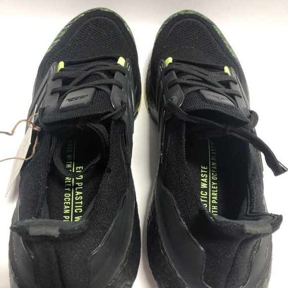 Adidas Men’s Ultraboost 22, Black Running Shoes, Size 11D main image 4